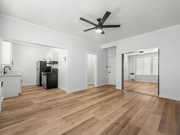 5th image of 1143 W 17th St #B15