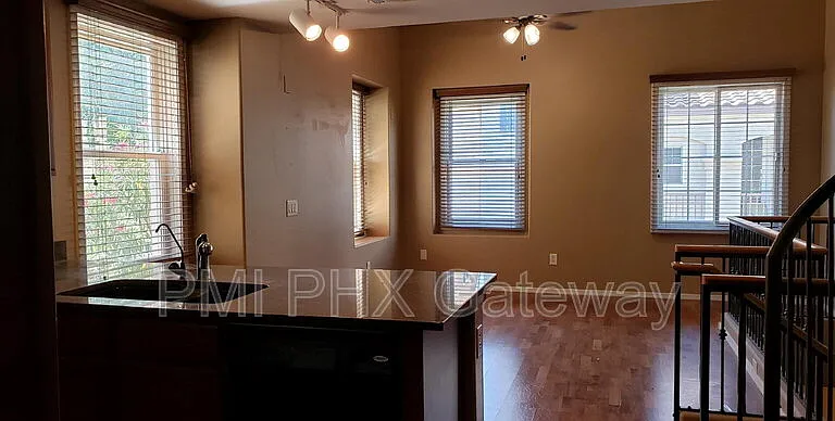 1313 S Sabino Dr — Photo 2