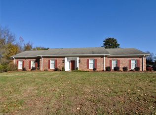 225 McTavish Ln, Winston Salem, NC 27103