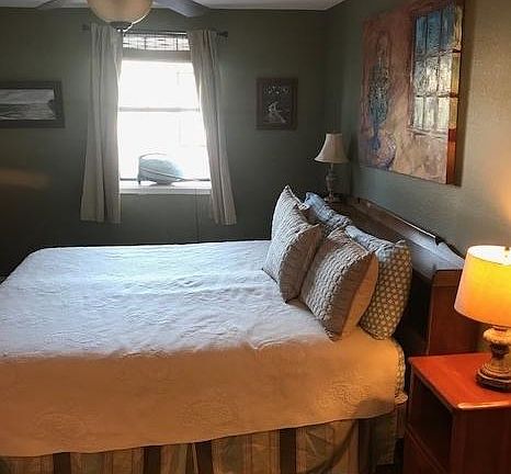5th image of 3898 Dayton Blvd