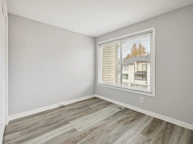 9406 Collette Way — Photo 8