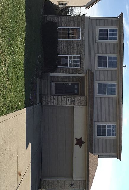1st image of 7667 Eagle Creek Dr