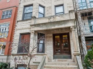 3308 N Clifton Ave HOUSE 1, Chicago, IL 60657