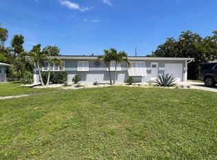 5221 York Ct, Cape Coral, FL 33904