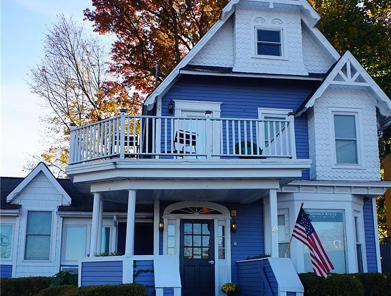 19 Main St #5 — Photo 1