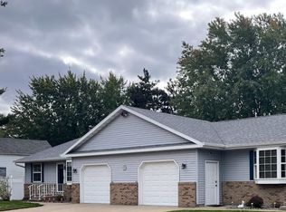 2430 Lincoln St, Wisconsin Rapids, WI 54494