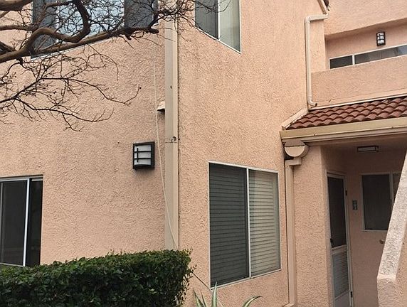 3rd image of 24491 Valle Del Oro Unit 103