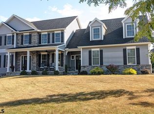 107 Fernleaf Ct, State College, PA 16801