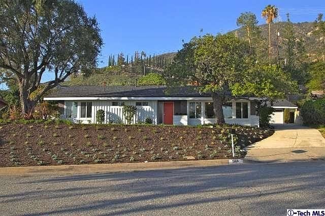 1st image of 583 Cocopan Dr