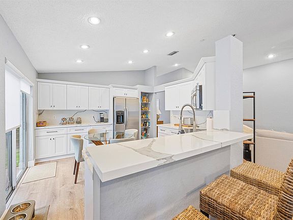2nd image of 1615 E Encino Circle