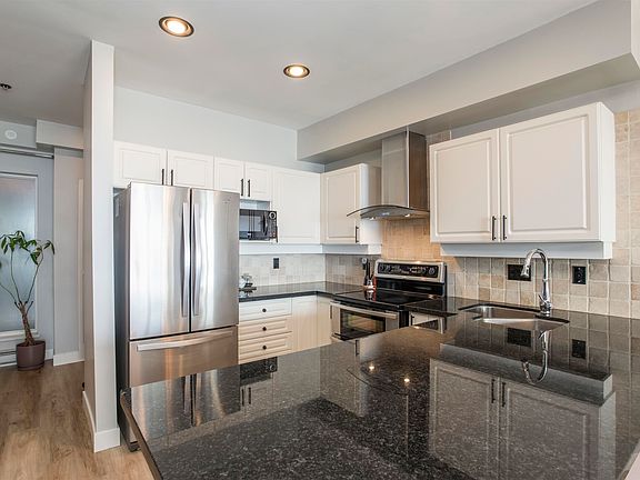 5th image of 1120 Tsatsu Shores Dr #308