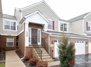 124 Andrew Taras Ct #2D, Joliet, IL 60435