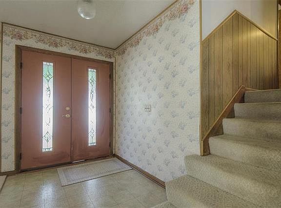 3rd image of 5243 Newton St