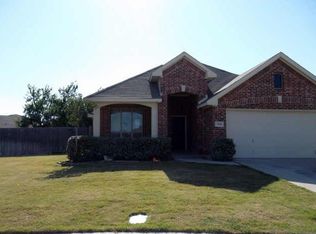 701 Abbey Ln, Midlothian, TX 76065