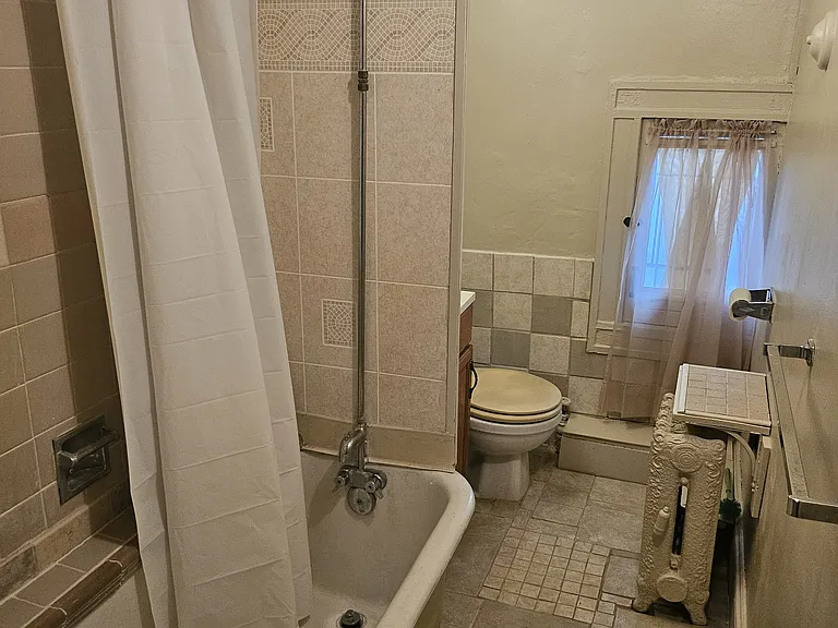 4006 Fernhill Ave #3 — Photo 18