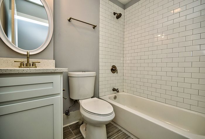 1st image of 2007 S Allport St #4