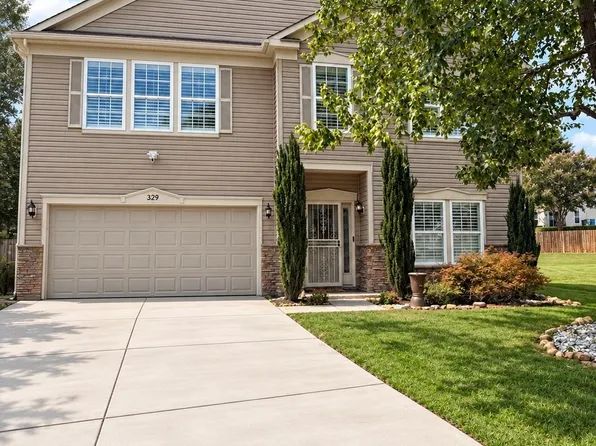 329 Farm Springs Dr, Mount Holly, NC 28120