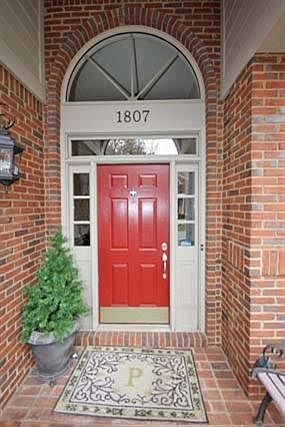 2nd image of 1807 Saint Ives Cir