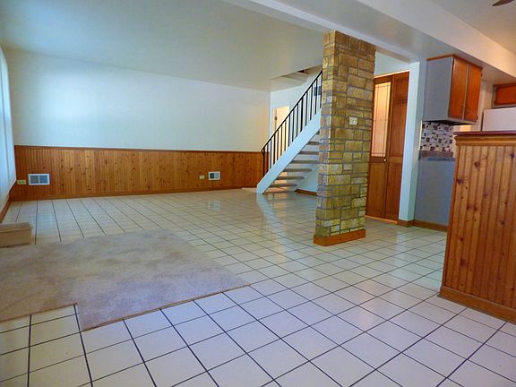 2nd image of 1799 Marquette Ln