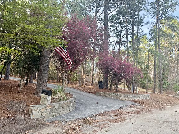 4th image of 380 N Bethesda Rd