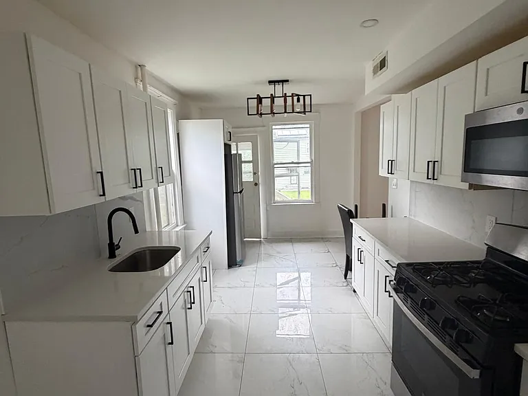 1419 Hiawatha Ave — Photo 9