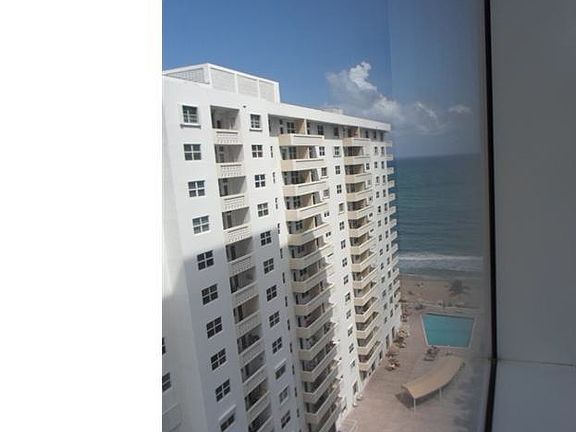 2nd image of 4240 Galt Ocean Dr APT 1501