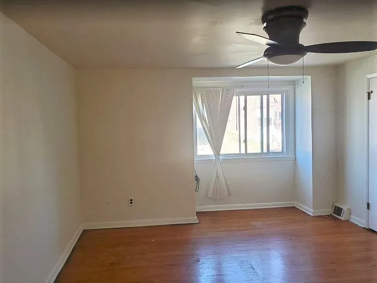 4004 Gideon Rd — Photo 13