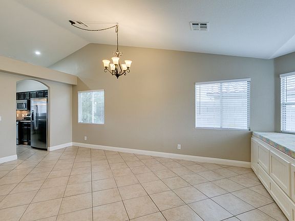 4th image of 437 Waterwheel Falls Dr