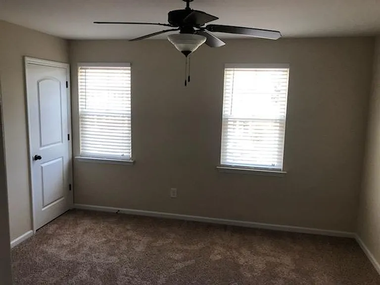 105 Justice Farm Dr — Photo 11