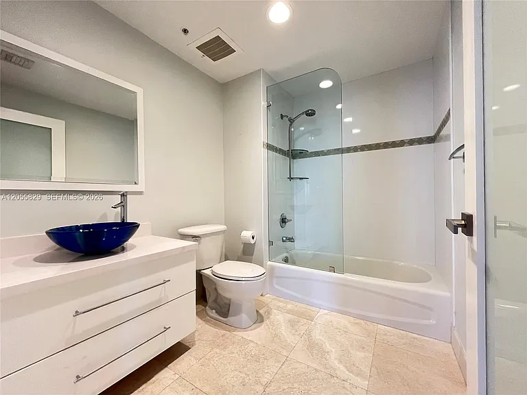 10 Aragon Ave #614 — Photo 23
