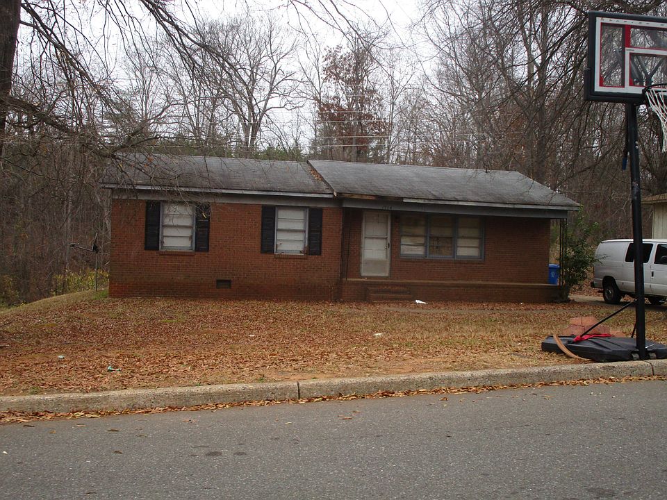 1st image of 1714 Northwoods Dr
