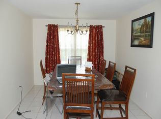 347 Pierson Ave, Edison, NJ 08837