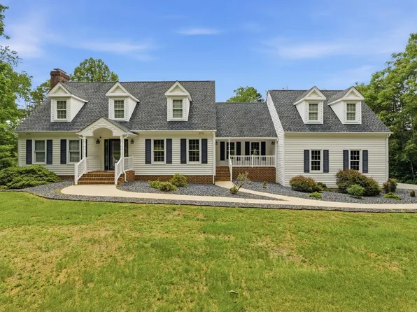 1054 Rock Haven Rd, Goode, VA 24556