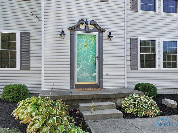 2nd image of 1137 N Finch Dr
