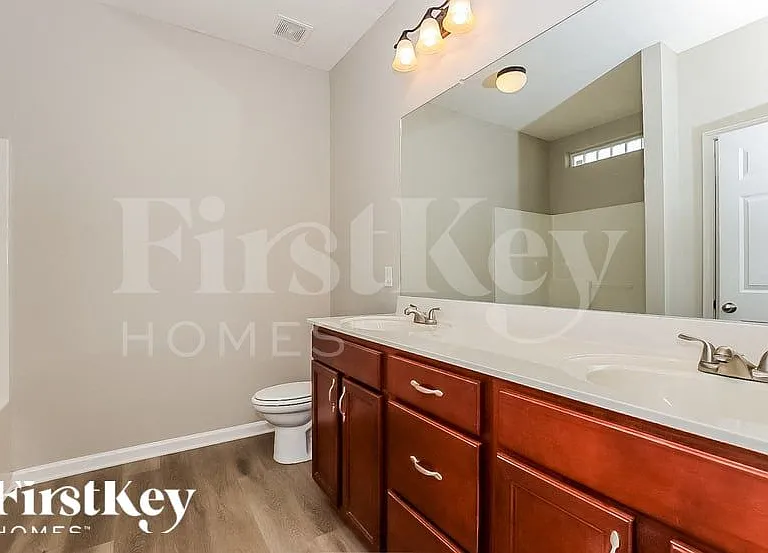 115 Pierre Pl — Photo 10