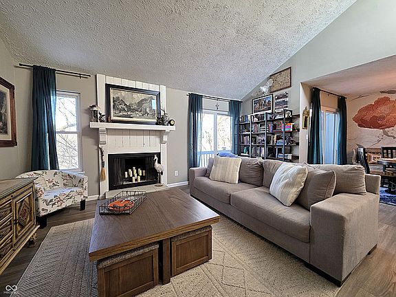 4th image of 148 Sugarwood Ln
