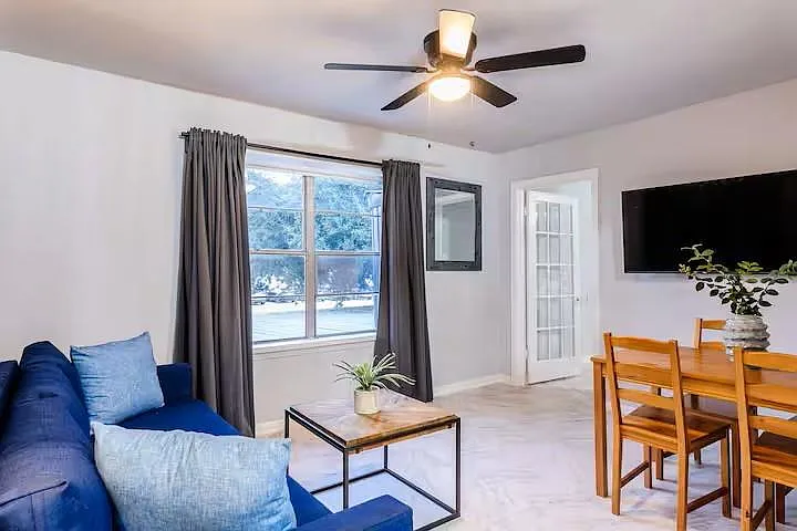 1 bed, 1.0 bath, $1,125 — Photo 3