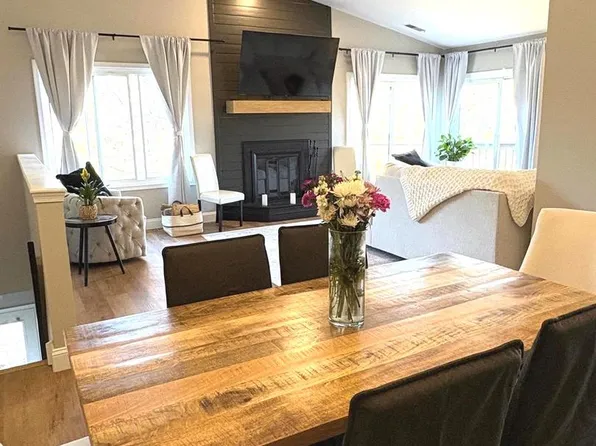 909 Pritchard Pl, Newtown Square, PA 19073