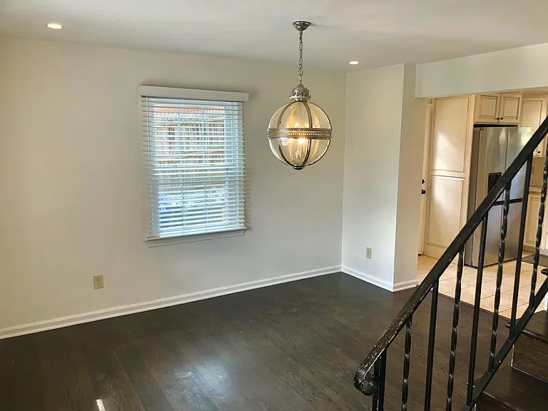 2341 N Dickerson St — Photo 6