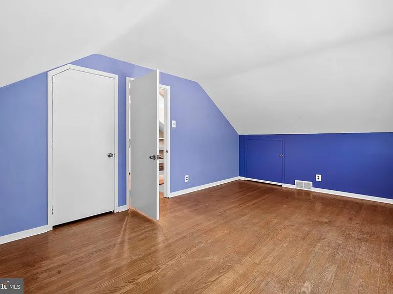 1457 Meetinghouse Rd — Photo 22