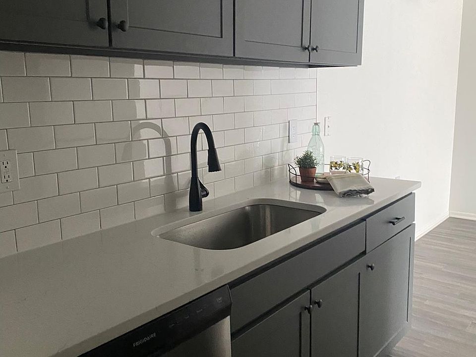 Beautiful Kitchen | Talus Apartments