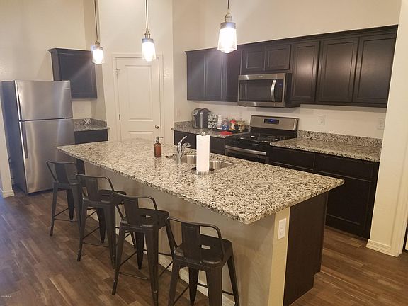 2nd image of 4671 W SADDLEBUSH Way