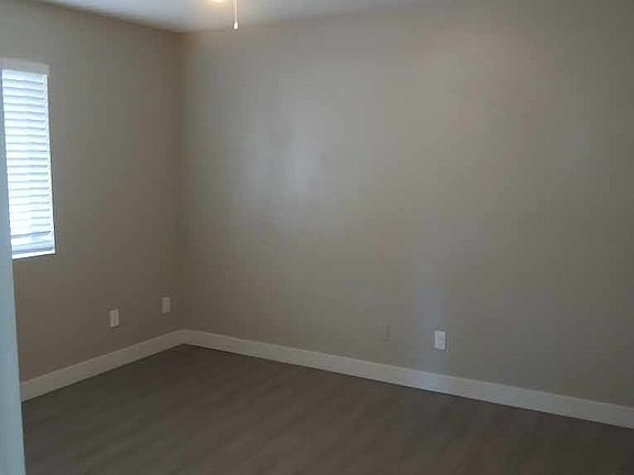 5th image of 590 W 18th Ave APT 4