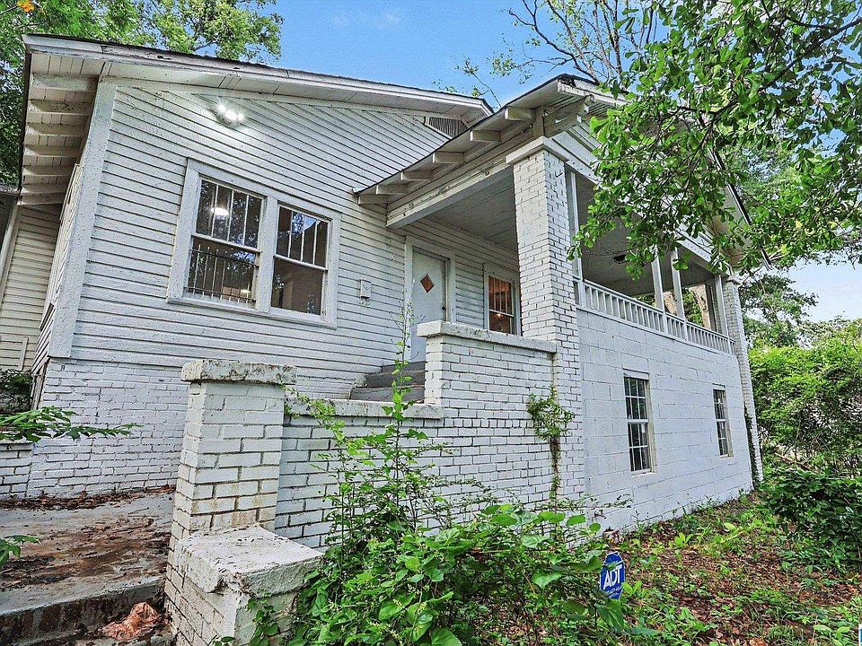 1st image of 716 8th Ct W