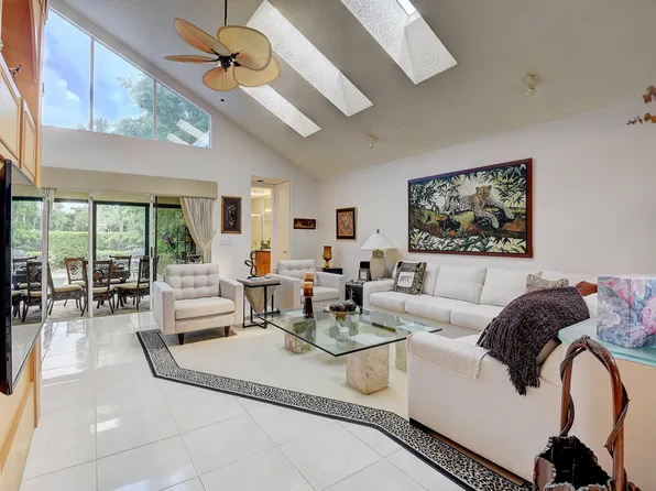 19386 Chapel Creek Drive, Boca Raton, FL 33434