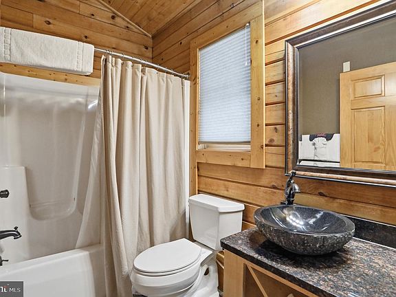 5th image of 285 Cabin Lodge Rd