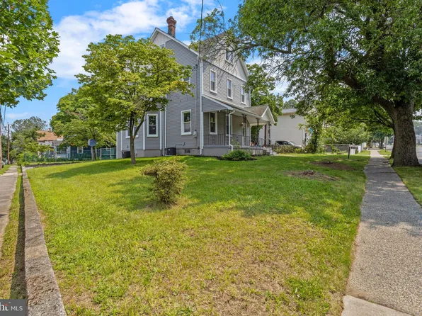 406 Derousse Ave, Pennsauken, NJ 08110