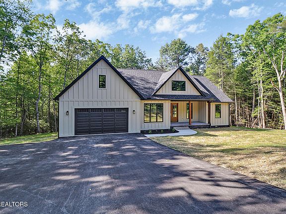 3rd image of 1452 Model Farm Rd