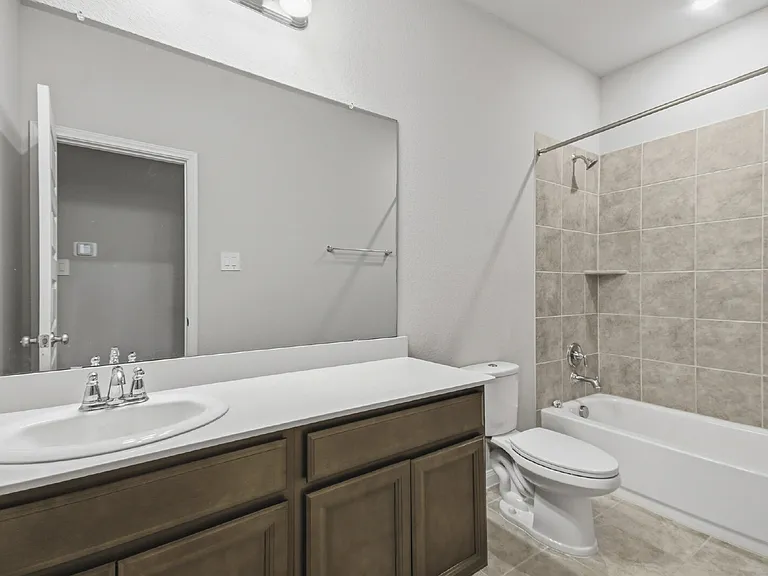 1207 Cascade Hills Dr — Photo 16