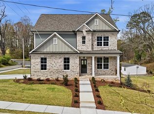 110 Poplar, Buford, GA